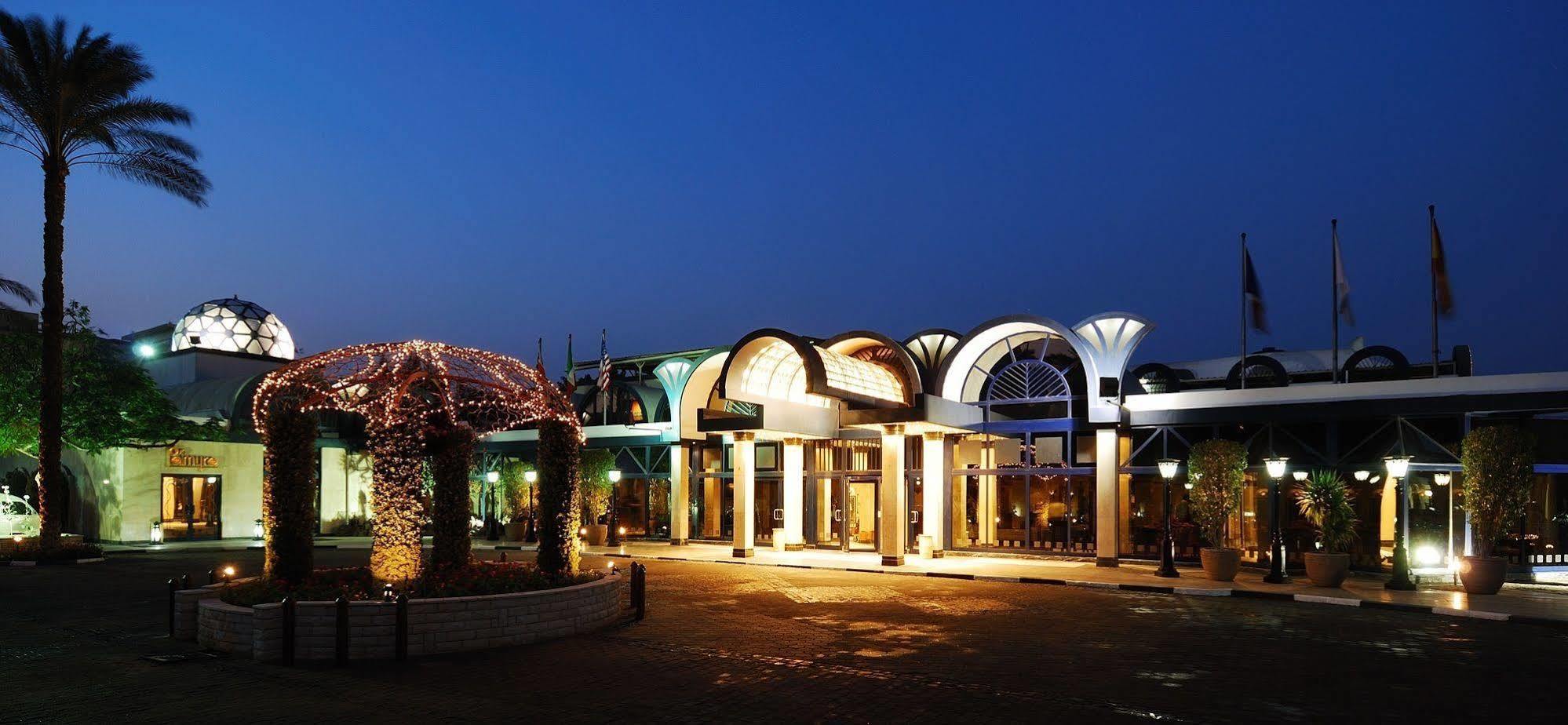 Jaz Pyramids Resort Kafr Ghatati Luaran gambar